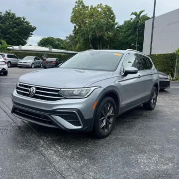 Photos of 2023 Volkswagen Tiguan 2.0T SE for sale in Westfield, IN at Indy Auto Man - Westfield