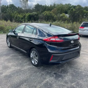 More photos of 2018 Hyundai Ioniq Hybrid Limited at Indy Auto Man - Westfield, IN