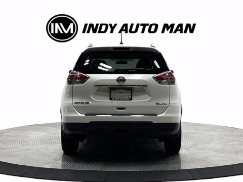 More photos of 2016 Nissan Rogue SL at Indy Auto Man - Westfield, IN