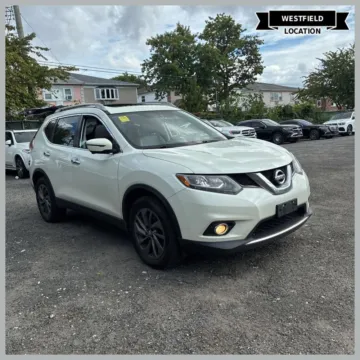 White 2016 Nissan Rogue SL for sale in Westfield, IN