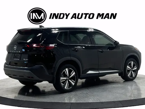 More photos of 2021 Nissan Rogue SL at Indy Auto Man - Westfield, IN