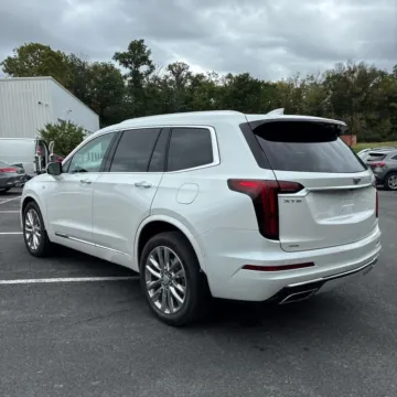 More photos of 2021 Cadillac XT6 Premium Luxury at Indy Auto Man - Westfield, IN