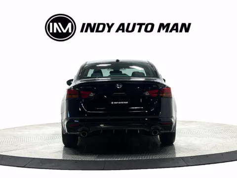 More photos of 2020 Nissan Altima 2.5 SL at Indy Auto Man - Westfield, IN