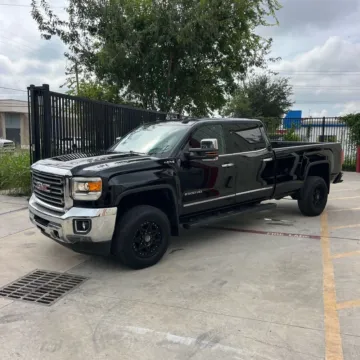 Photos of 2016 GMC Sierra 2500 HD SLT for sale in Westfield, IN at Indy Auto Man - Westfield
