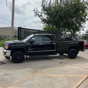 Another view of 2016 GMC Sierra 2500 HD SLT for sale in Westfield, IN at Indy Auto Man - Westfield