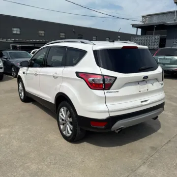 More photos of 2017 Ford Escape Titanium at Indy Auto Man - Westfield, IN