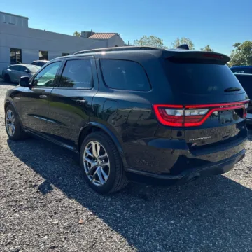 More photos of 2021 Dodge Durango R/T at Indy Auto Man - Westfield, IN