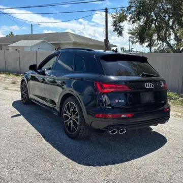 More photos of 2021 Audi SQ5 Premium Plus quattro at Indy Auto Man - Westfield, IN