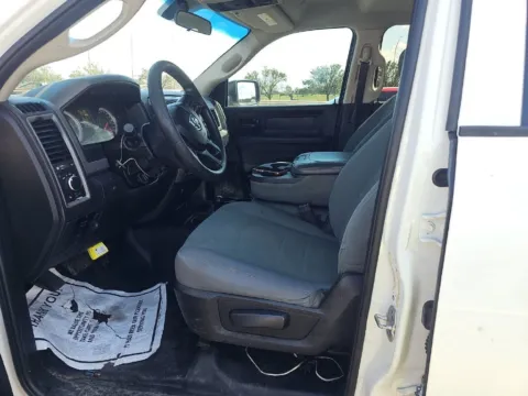 More photos of 2018 Ram 2500 Tradesman at Indy Auto Man - Westfield, IN