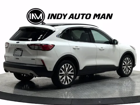 More photos of 2020 Ford Escape Hybrid Titanium at Indy Auto Man - Westfield, IN