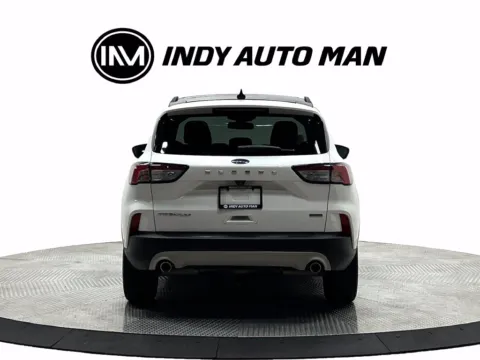 More photos of 2020 Ford Escape Hybrid Titanium at Indy Auto Man - Westfield, IN