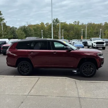 Another view of 2023 Jeep Grand Cherokee L Summit for sale in Westfield, IN at Indy Auto Man - Westfield