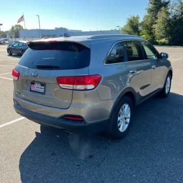 Another view of 2016 Kia Sorento LX for sale in Westfield, IN at Indy Auto Man - Westfield