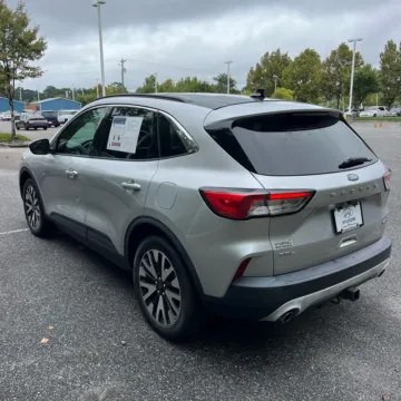 More photos of 2020 Ford Escape SEL at Indy Auto Man - Westfield, IN