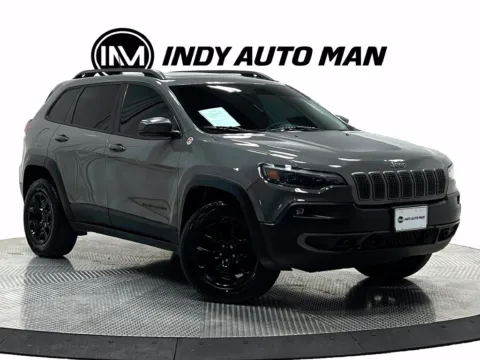 Photos of 2019 Jeep Cherokee Trailhawk for sale in Westfield, IN at Indy Auto Man - Westfield