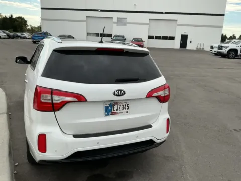 More photos of 2015 Kia Sorento SX at Indy Auto Man - Westfield, IN