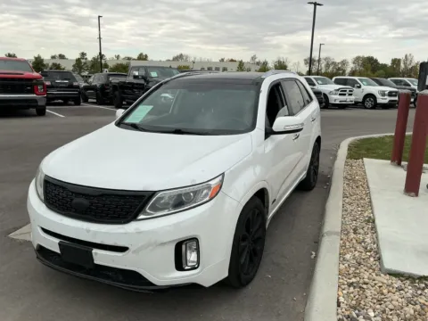 Photos of 2015 Kia Sorento SX for sale in Westfield, IN at Indy Auto Man - Westfield