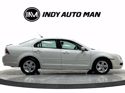 Another view of 2009 Ford Fusion SE for sale in Westfield, IN at Indy Auto Man - Westfield