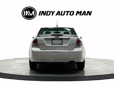 More photos of 2009 Ford Fusion SE at Indy Auto Man - Westfield, IN