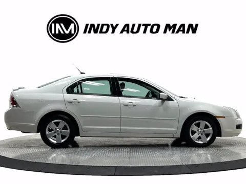 Another view of 2009 Ford Fusion SE for sale in Westfield, IN at Indy Auto Man - Westfield