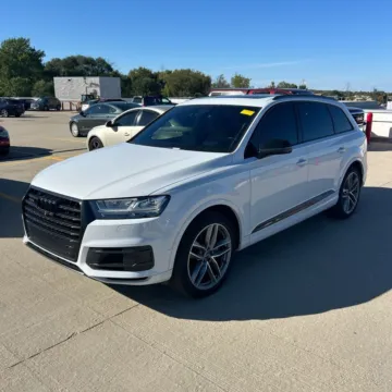 Photos of 2018 Audi Q7 3.0T Prestige quattro for sale in Westfield, IN at Indy Auto Man - Westfield