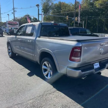 More photos of 2019 Ram 1500 Limited at Indy Auto Man - Westfield, IN