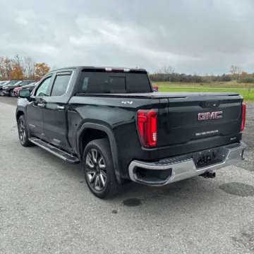 More photos of 2019 GMC Sierra 1500 SLT at Indy Auto Man - Westfield, IN