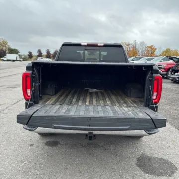 More photos of 2019 GMC Sierra 1500 SLT at Indy Auto Man - Westfield, IN