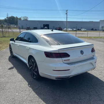 More photos of 2021 Volkswagen Arteon 2.0T SEL Premium R-Line at Indy Auto Man - Westfield, IN