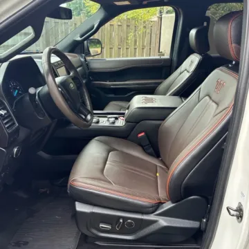 More photos of 2020 Ford Expedition King Ranch at Indy Auto Man - Westfield, IN