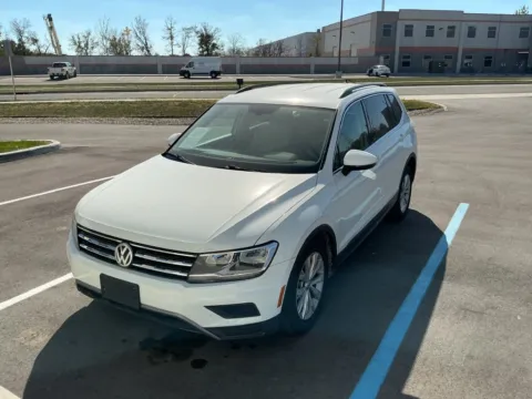 Photos of 2018 Volkswagen Tiguan 2.0T SE 4Motion for sale in Westfield, IN at Indy Auto Man - Westfield