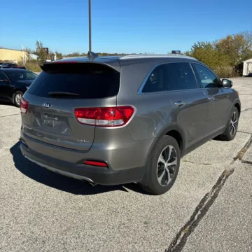 Another view of 2018 Kia Sorento EX for sale in Westfield, IN at Indy Auto Man - Westfield