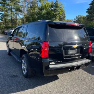 More photos of 2017 Chevrolet Suburban LT at Indy Auto Man - Westfield, IN