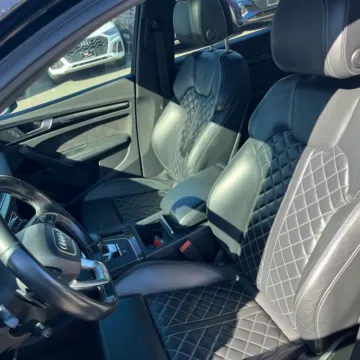 More photos of 2018 Audi SQ5 3.0T Prestige quattro at Indy Auto Man - Westfield, IN