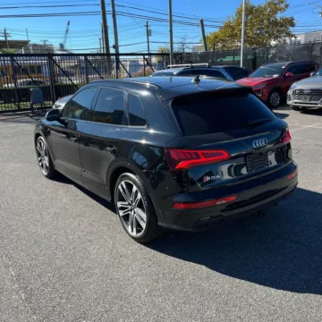 More photos of 2018 Audi SQ5 3.0T Prestige quattro at Indy Auto Man - Westfield, IN