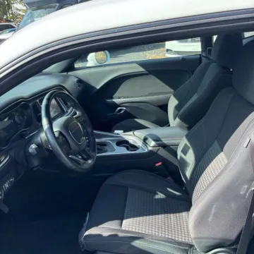 More photos of 2018 Dodge Challenger SXT at Indy Auto Man - Westfield, IN
