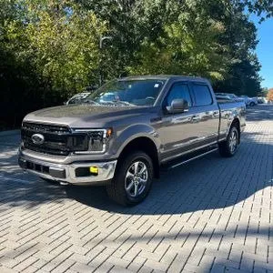 Photos of 2019 Ford F-150 XLT for sale in Westfield, IN at Indy Auto Man - Westfield