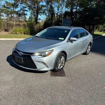 Photos of 2016 Toyota Camry SE for sale in Westfield, IN at Indy Auto Man - Westfield