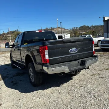 More photos of 2017 Ford F-250SD XLT at Indy Auto Man - Westfield, IN