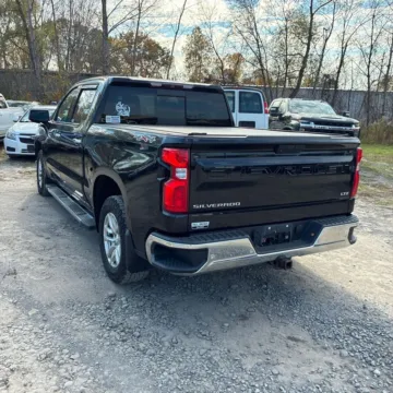 More photos of 2019 Chevrolet Silverado 1500 LTZ at Indy Auto Man - Westfield, IN