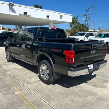 More photos of 2018 Ford F-150 Lariat at Indy Auto Man - Westfield, IN