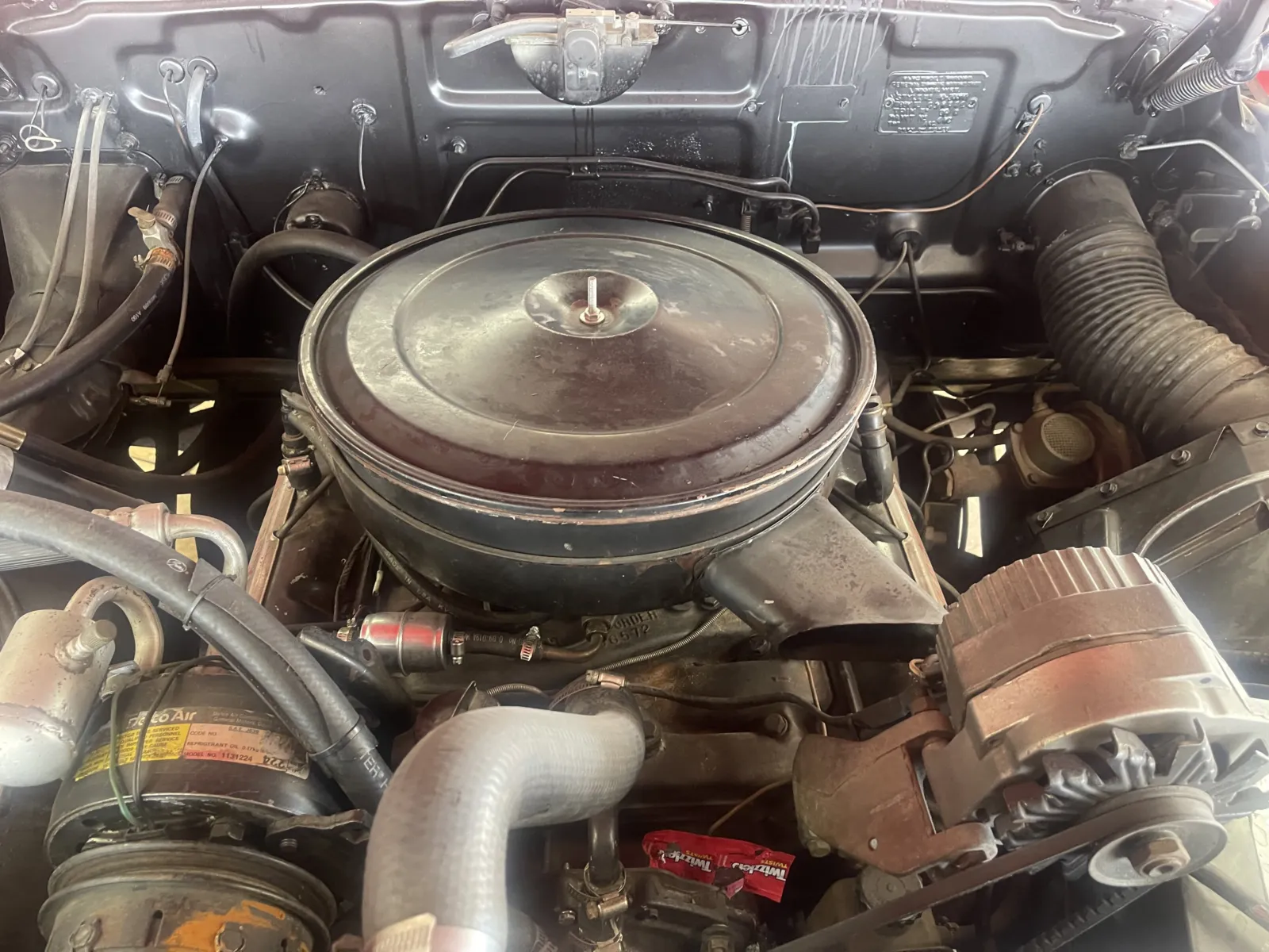 Oldsmobile FUTURAMIC 98 photo 30