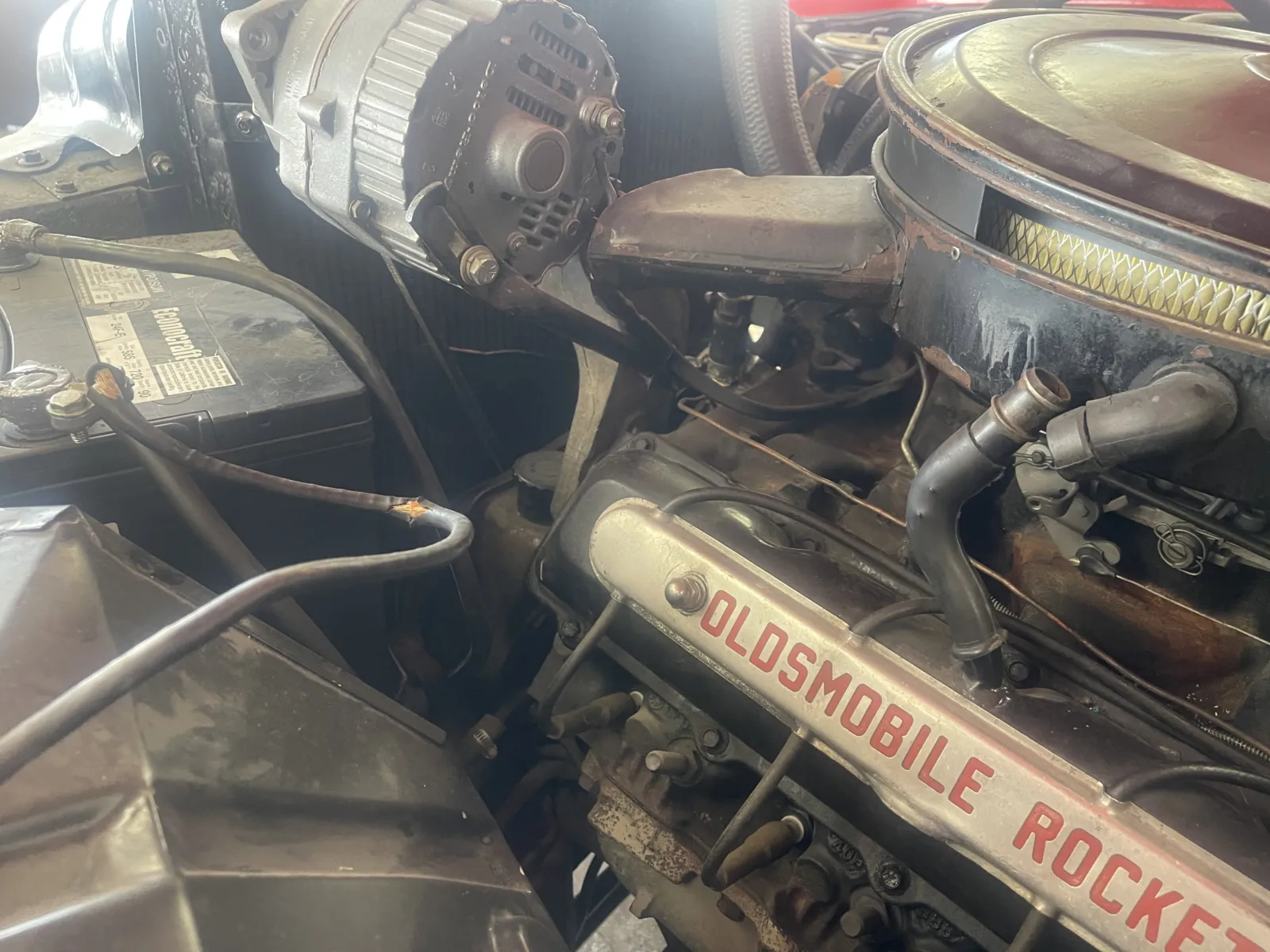Oldsmobile FUTURAMIC 98 photo 32