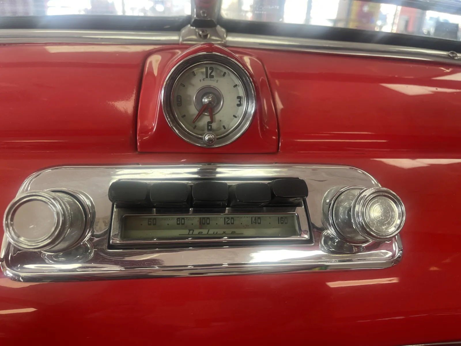 Oldsmobile FUTURAMIC 98 photo 11