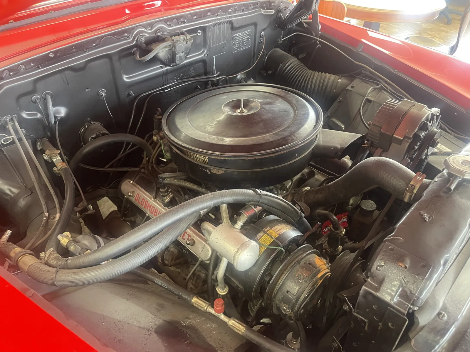 Oldsmobile FUTURAMIC 98 photo 29