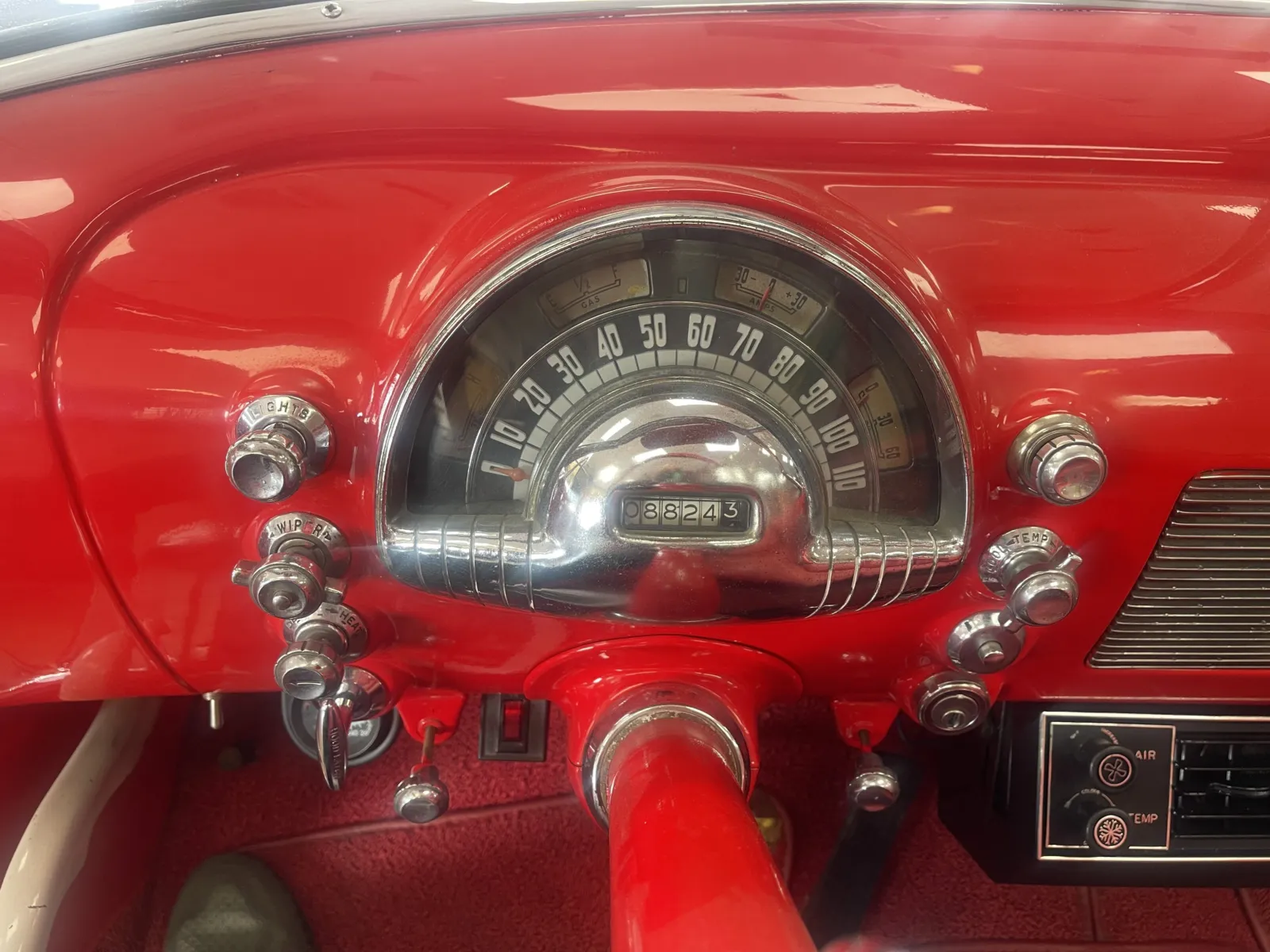 Oldsmobile FUTURAMIC 98 photo 10
