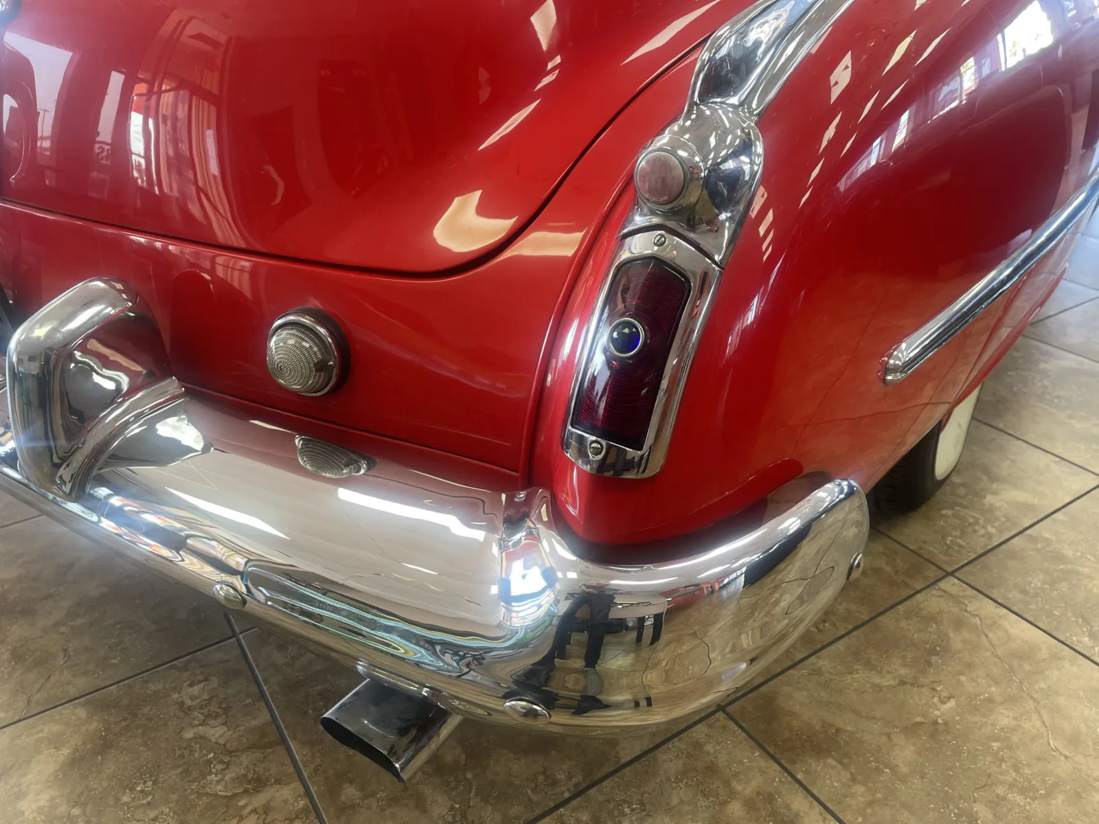 Oldsmobile FUTURAMIC 98 photo 22