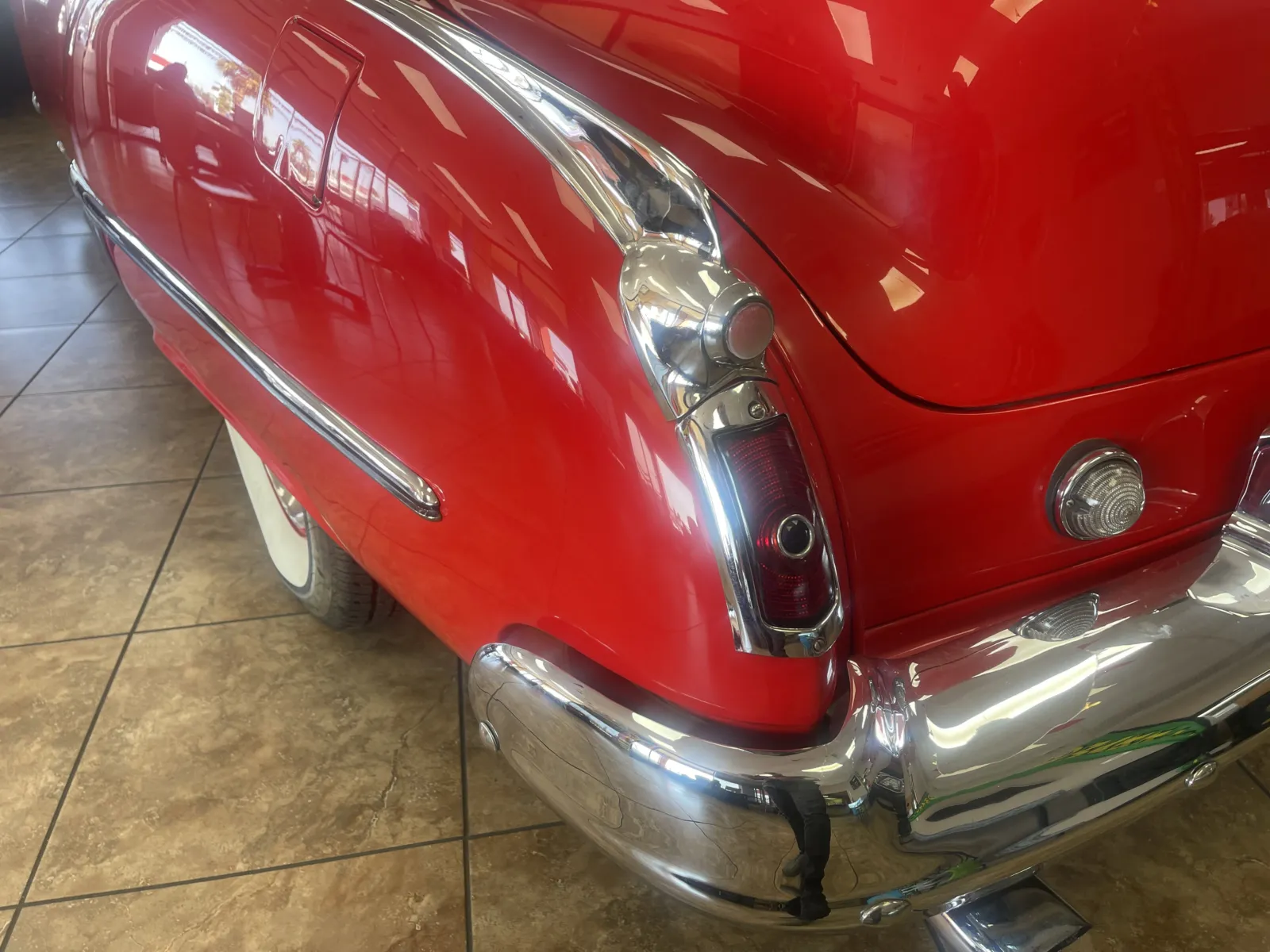 Oldsmobile FUTURAMIC 98 photo 24
