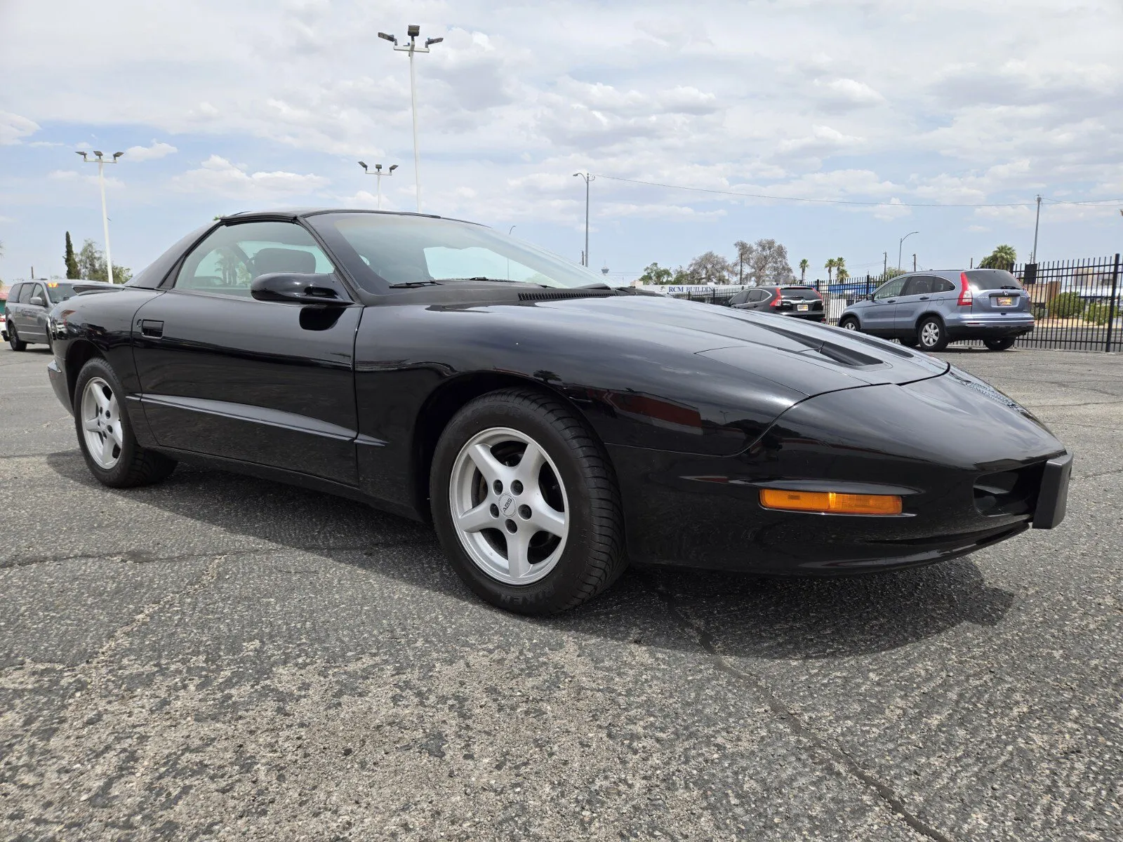 Pontiac Firebird photo 4