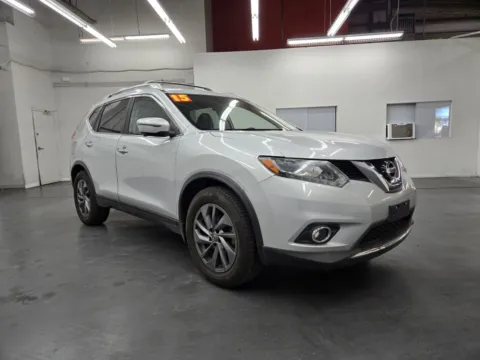More photos of 2016 Nissan Rogue SL at Baja Auto Sales East, NV